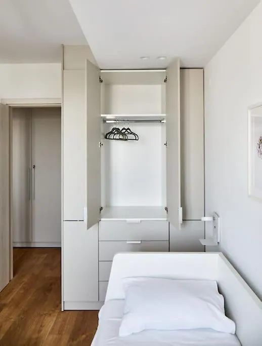 Crispi Luxury & Spacious Apt-Sour Sisters Apts Thessaloniki Greece