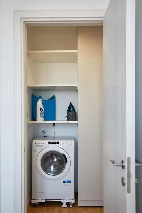 Crispi Luxury & Spacious Apt-Sour Sisters Apts 塞萨洛尼基