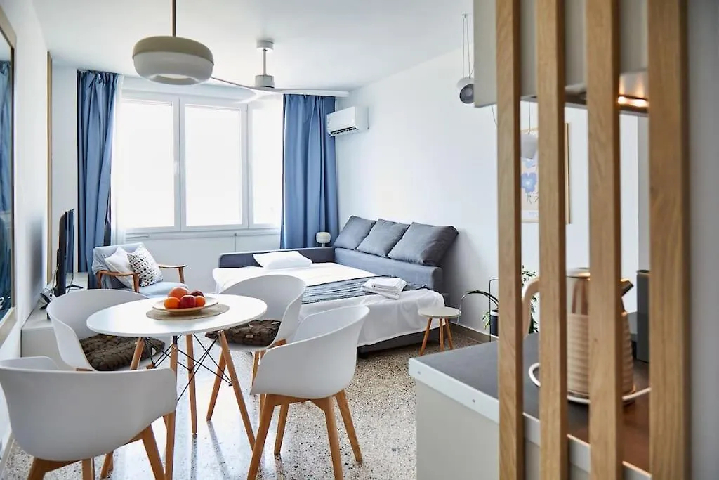 Crispi Luxury & Spacious Apt-Sour Sisters Apts 塞萨洛尼基